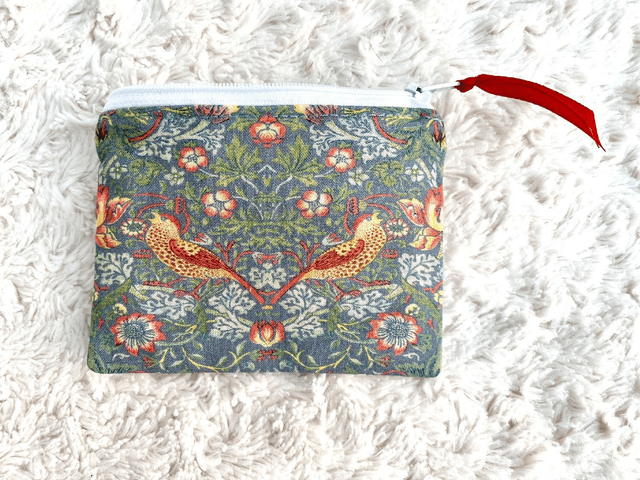 William Morris "Strawberry Thief" Coin and Card Purse