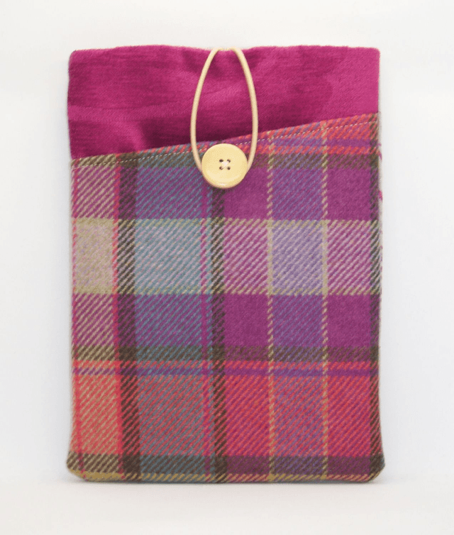 Padded Book Sleeve Embroidered Scottish Thistle and Wool Tartan with Pocket, Medium Sized Foam Padded Linen Book Protector Pouch, iPad sleeve