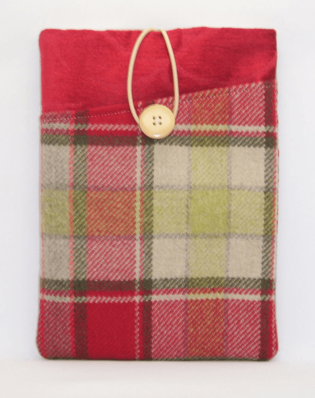 Padded Book Sleeve Embroidered Scottish Thistle and Wool Tartan with Pocket, Medium Sized Foam Padded Linen Book Protector Pouch, iPad sleeve