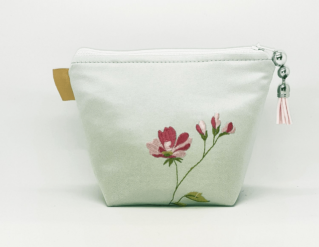 Satin & Silk Make-up / Cosmetics / Travel Bag